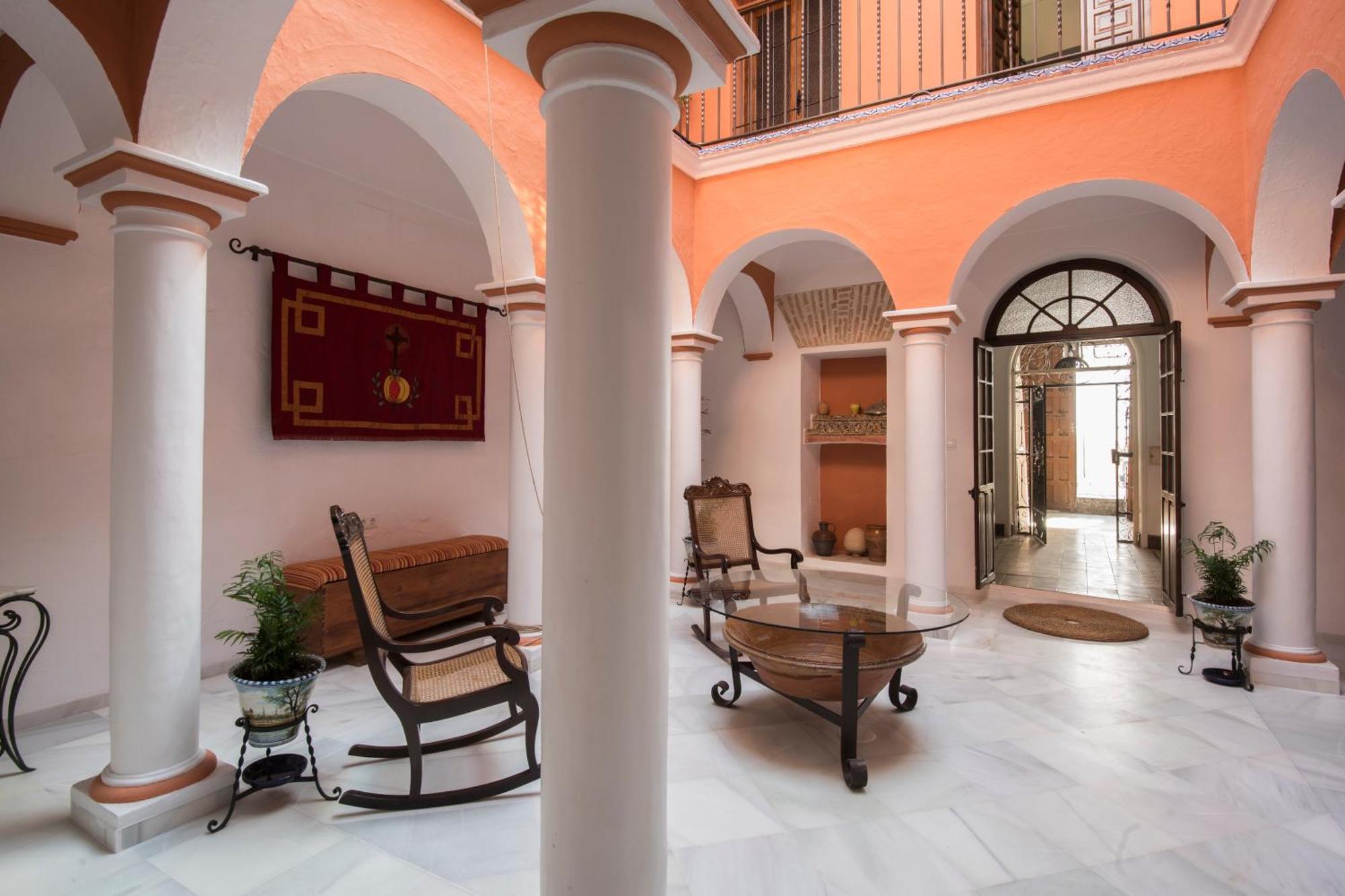 Apartamentos La Casa del Santo Carmona  Exterior foto